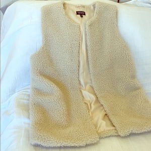 Top shop vest size 4. $15